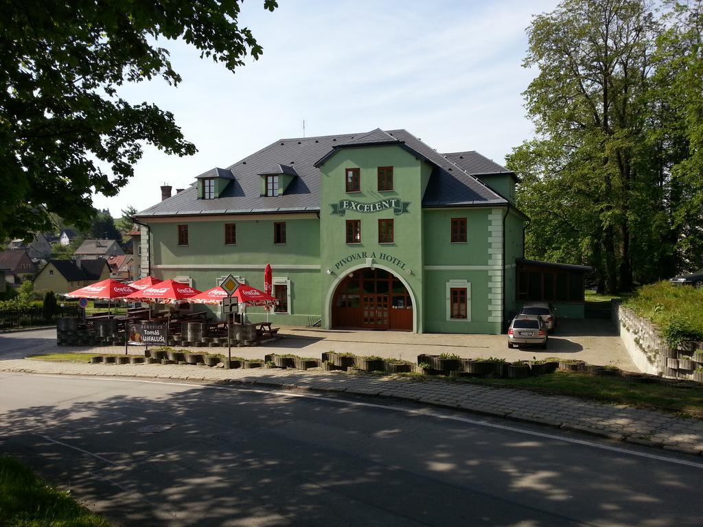 Hotel Excelent Rýmarov Exterior foto